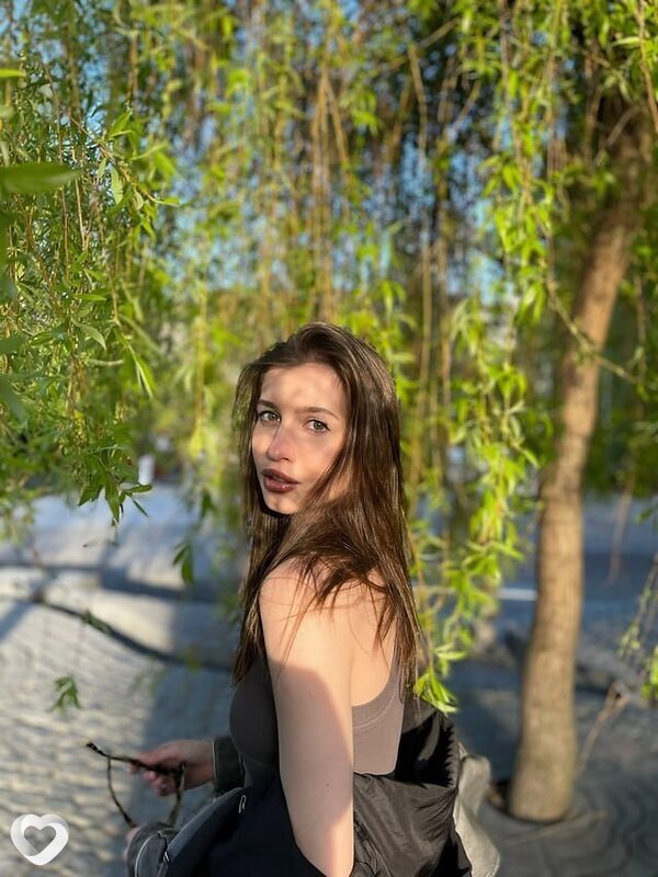 Алина, 21, Москве — анкета №900665