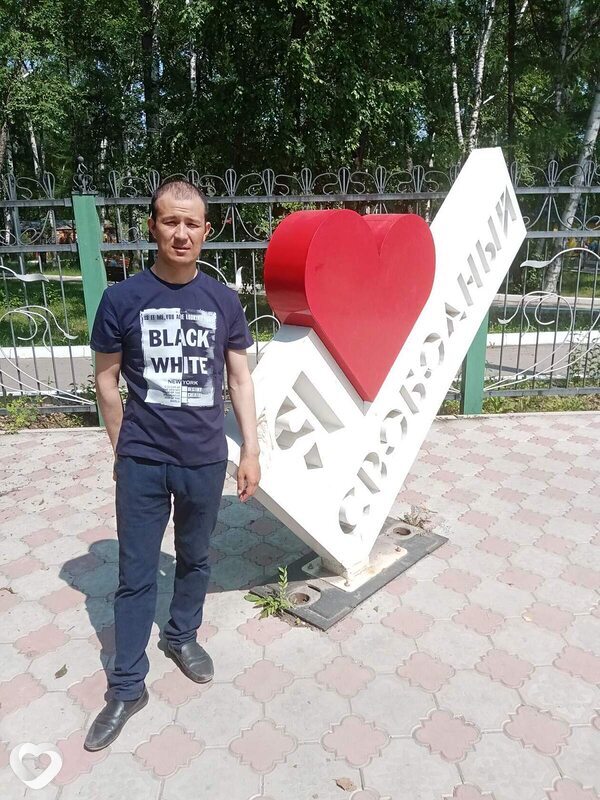 Толик, 39, Симферополе — анкета №900713
