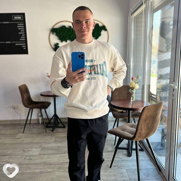 Александр, 35, Миллерове — анкета №901311