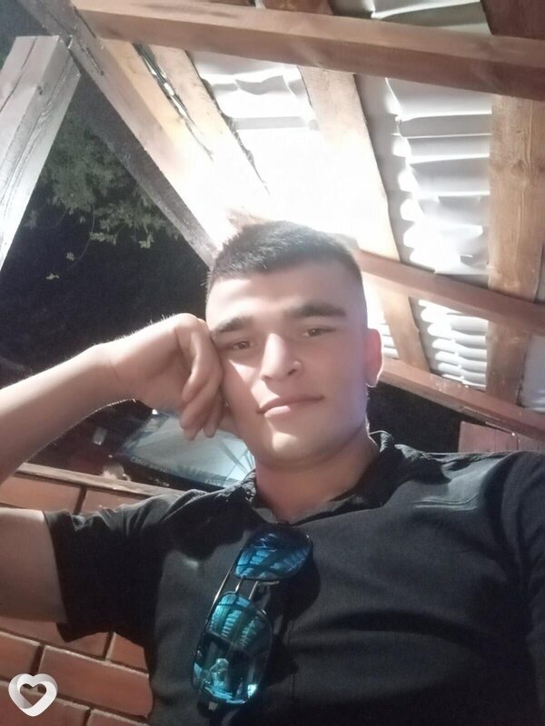Лев, 31, Самаре — анкета №901861