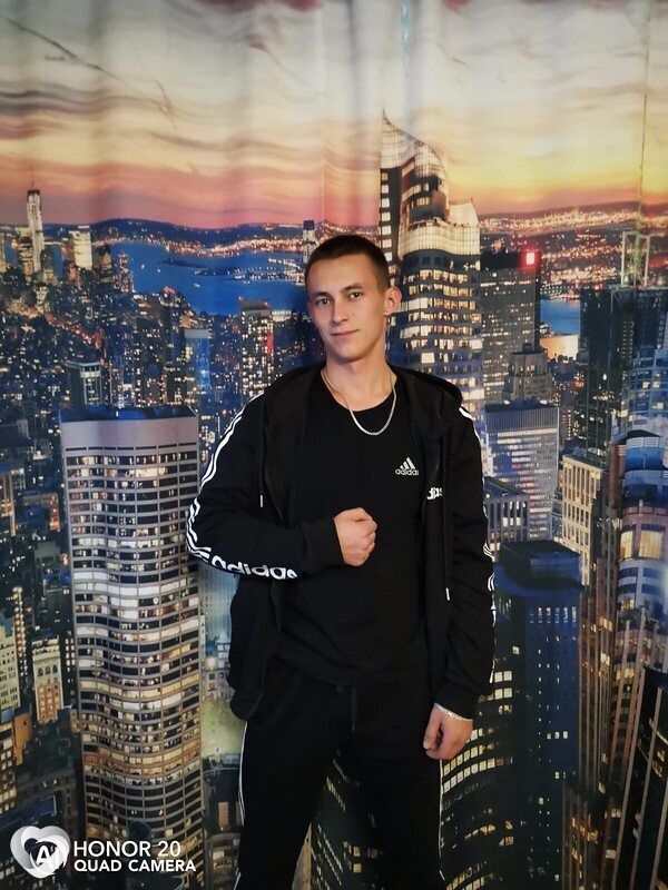 Димарик, 23, Москве — анкета №902275