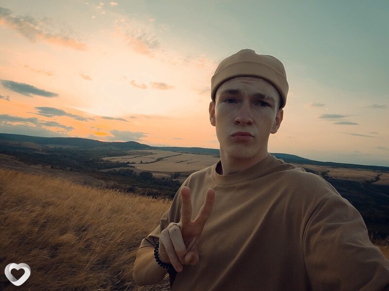 Кирилл, 21, Омске — анкета №902245