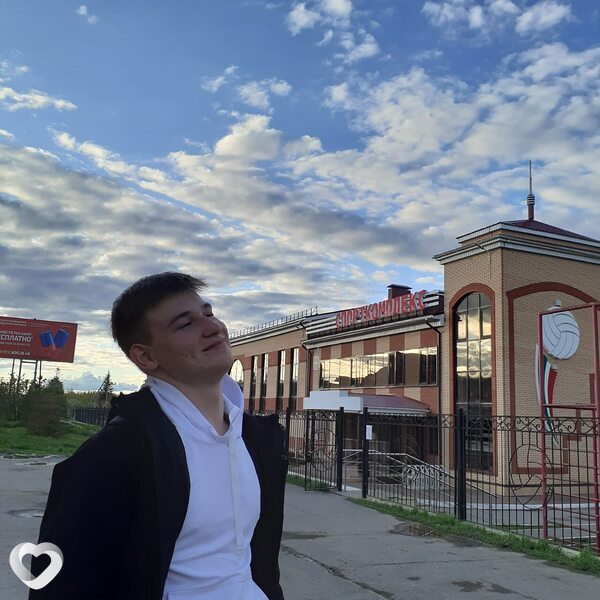 Эмиль, 20, Москве — анкета №902195