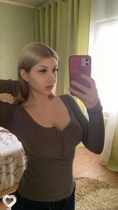 Ангелина, 22, Екатеринбурге — анкета №903263