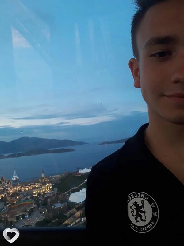 Виктор, 26, Москве — анкета №904479