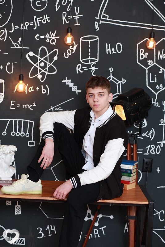Влад, 20, Бобруйске — анкета №904873