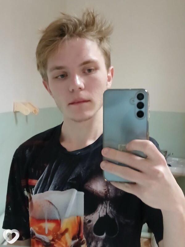 Серёга, 22, Новосибирске — анкета №905178