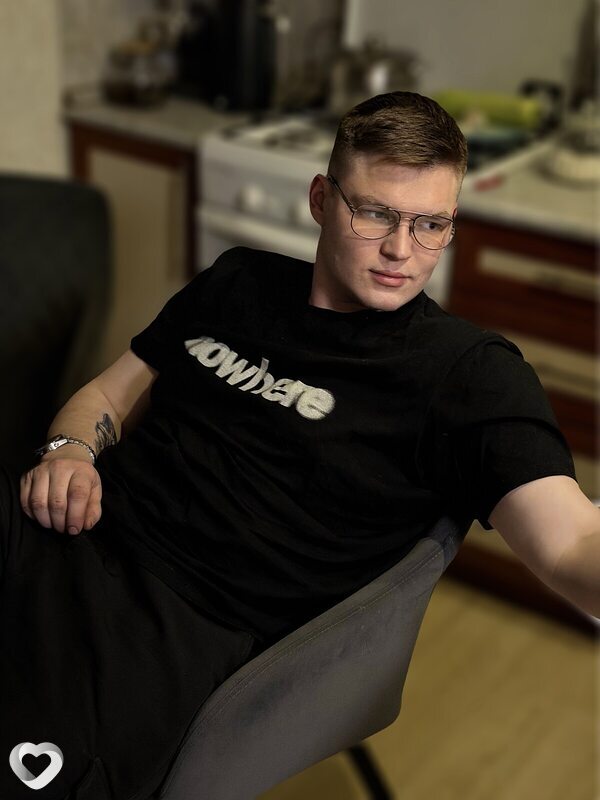 Никита, 25, Череповце — анкета №905957