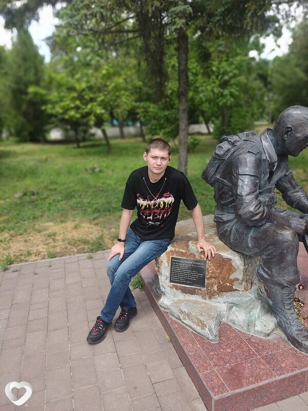 Сергей, 25, Шахтах — анкета №905873