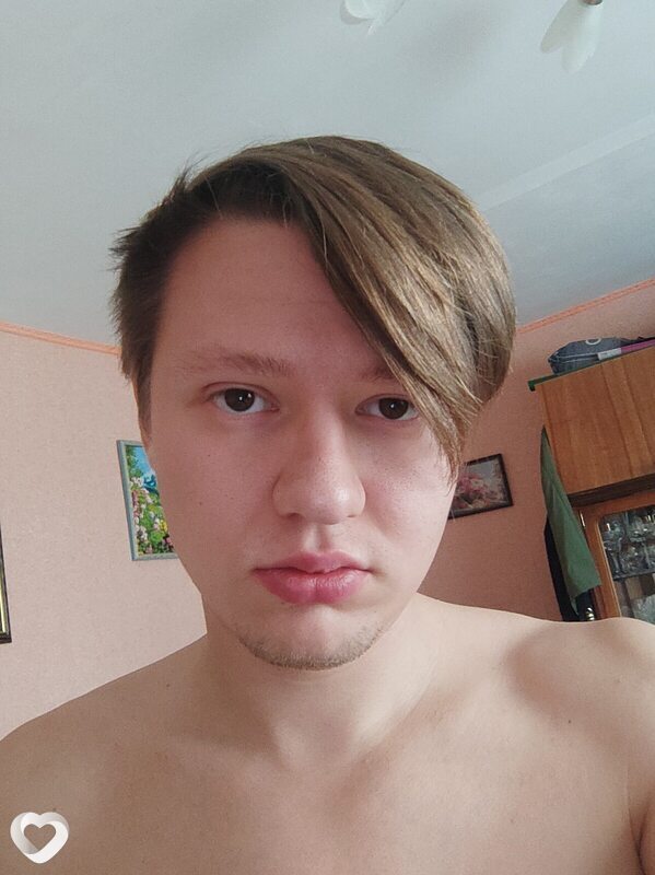 Илья, 26, Омске — анкета №906435