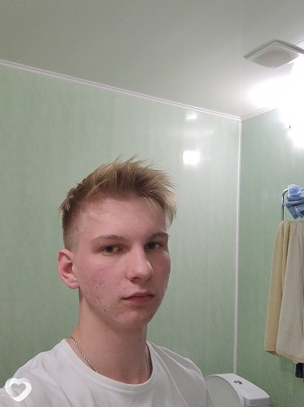 Илья, 22, Самаре — анкета №906645