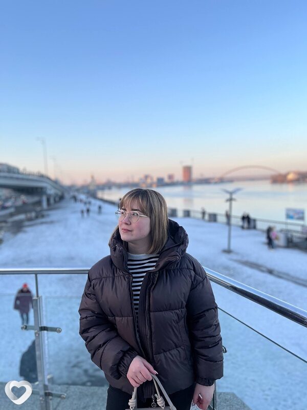 Вікторія, 21, Киеве — анкета №906891
