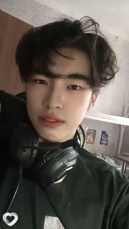 Александр, 21, Красноярске — анкета №907311