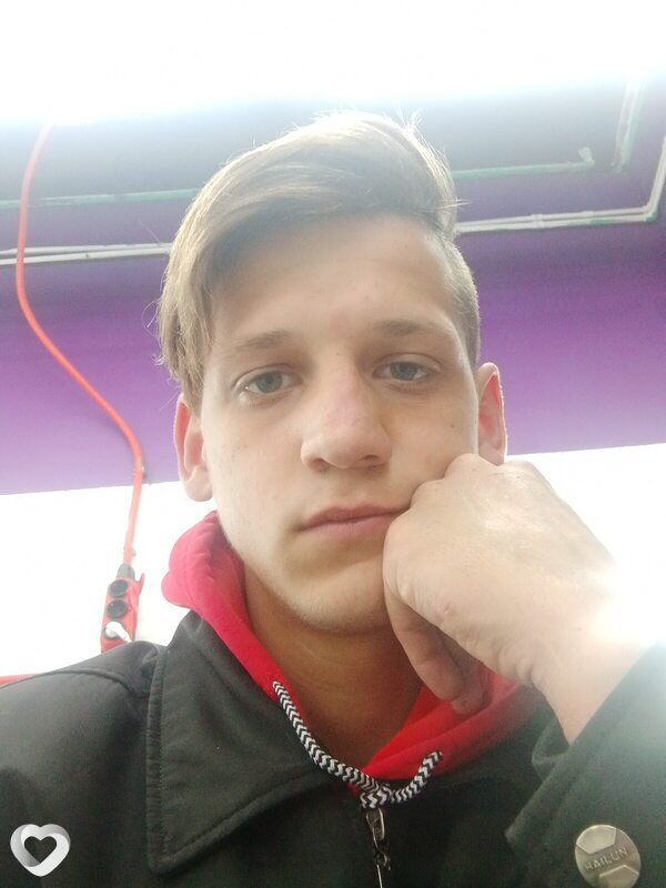 Станислав, 21, Москве — анкета №907280