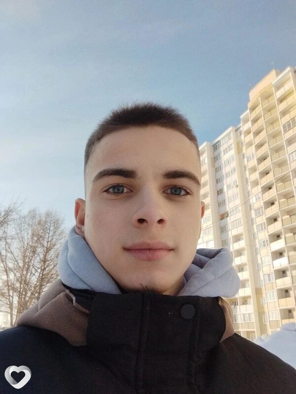 Артем, 21, Новосибирске — анкета №907791