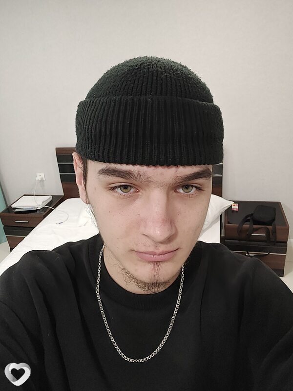 Виктор, 22, Москве — анкета №908482