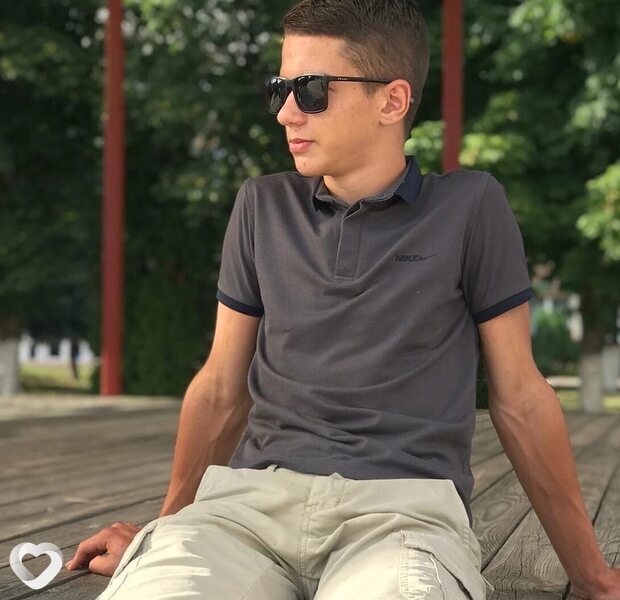 Кирилл, 21, Воронеже — анкета №908559