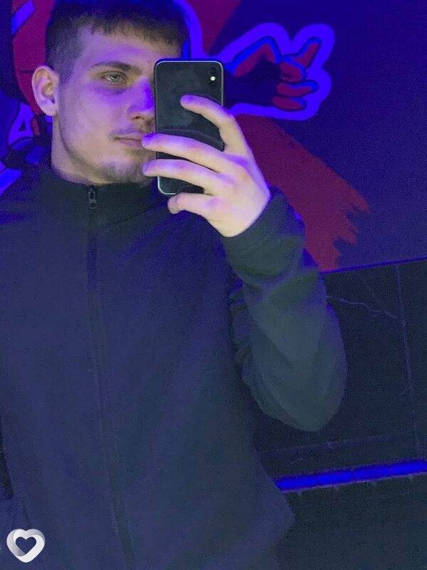 Иван, 21, Москве — анкета №908851
