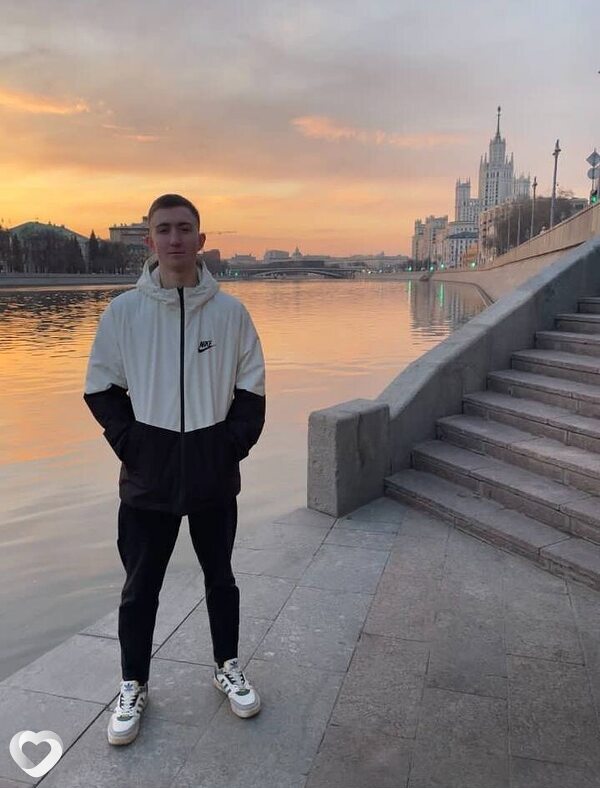Назар, 24, Москве — анкета №908889