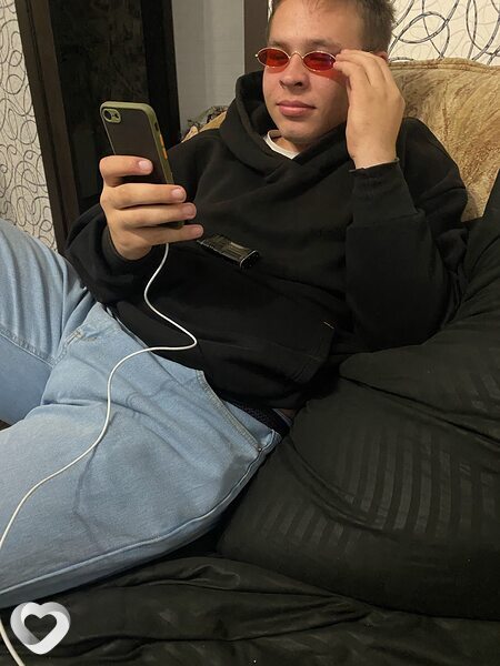 Кирилл, 22, Оренбурге — анкета №908936