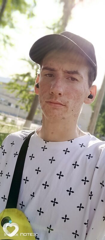 Виктор, 23, Москве — анкета №909109