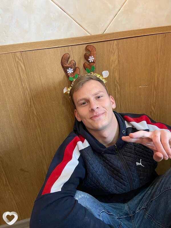 Иван, 20, Усть-Лабинск — анкета №909595