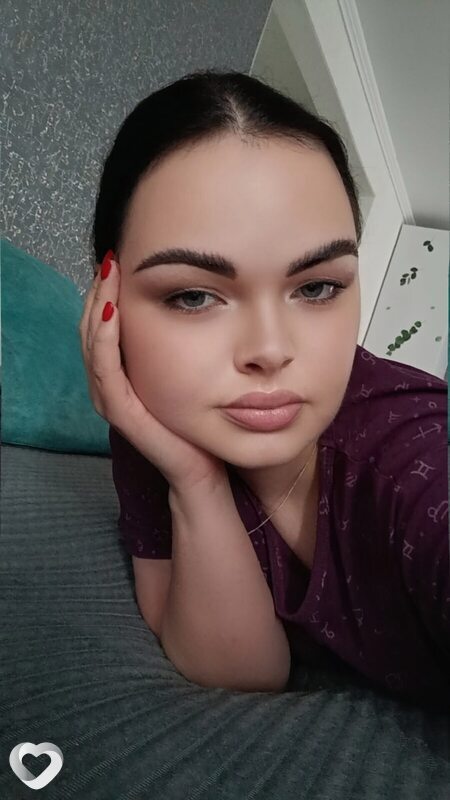 Валентина, 26, Новотроицке — анкета №911345