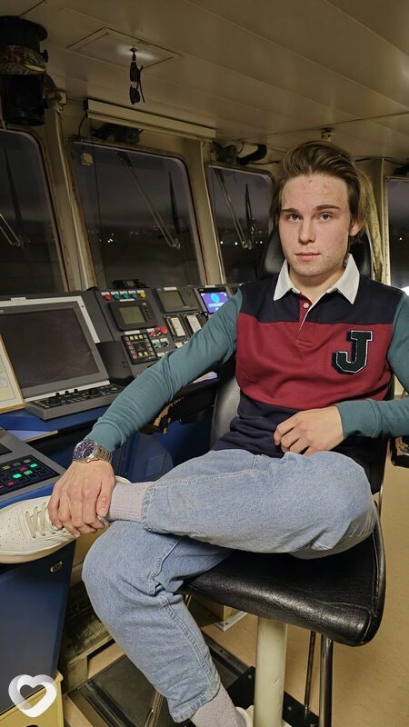 Максим, 28, Нижневартовске — анкета №911676