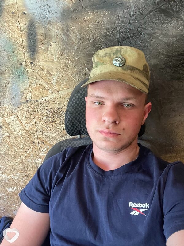Виталик, 23, Алексеевка (Белгородская Обл) — анкета №911475