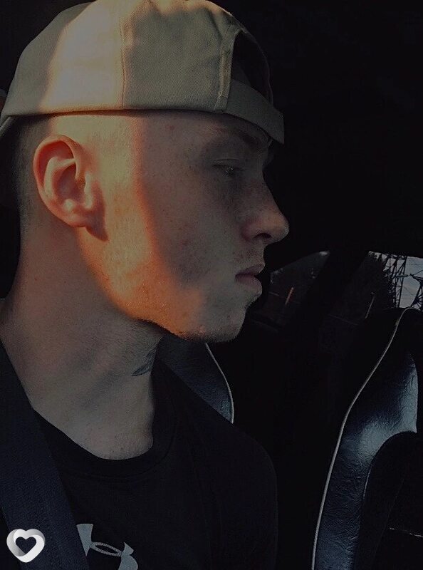 Артём, 22, Москве — анкета №912716