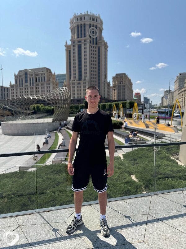 Егор, 21, Новосибирске — анкета №913002