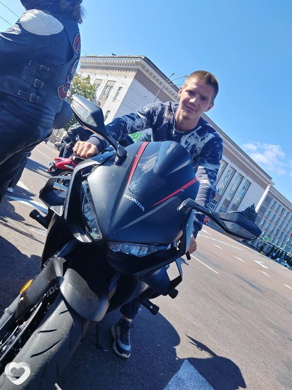 Андрей, 23, Жодине — анкета №913542