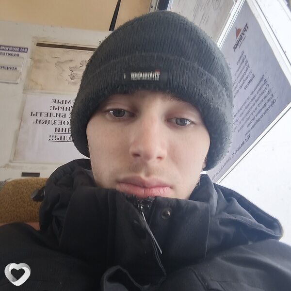 Кирилл, 20, Полевское — анкета №913543