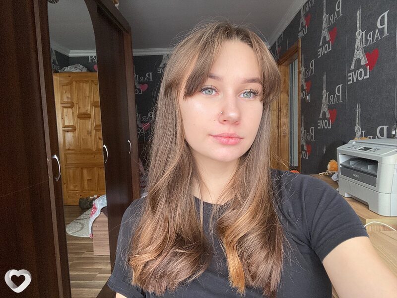 Александра, 21, Калининграде — анкета №913787