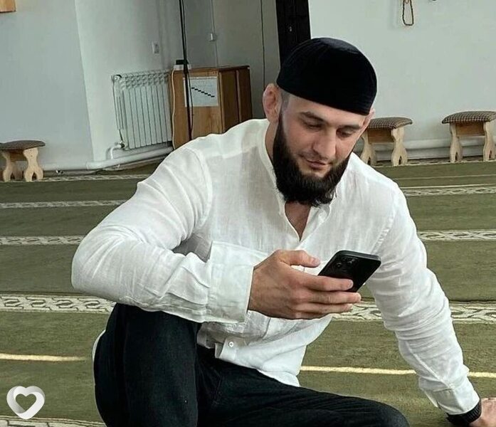 Ahmed, Гори