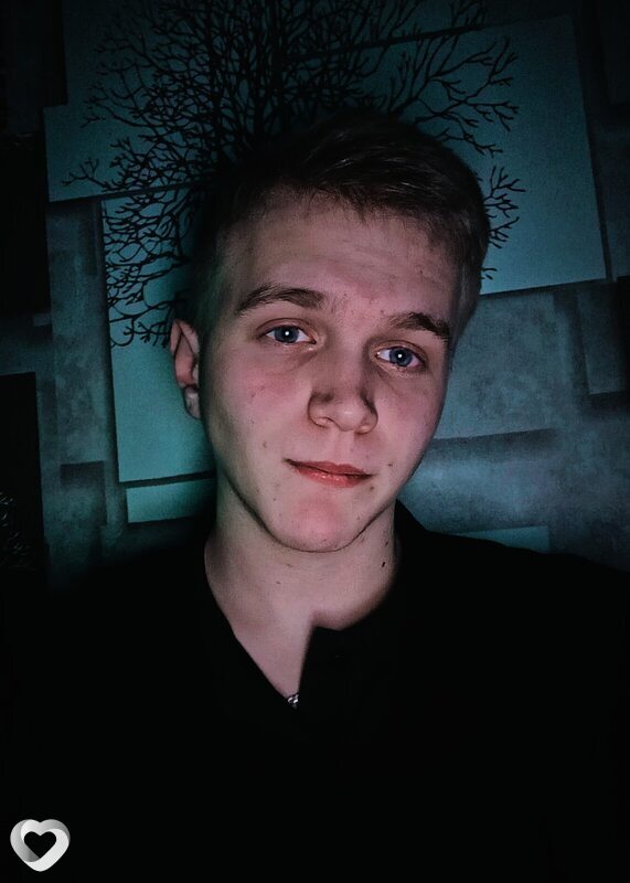 Максим, 20, Барнауле — анкета №914708