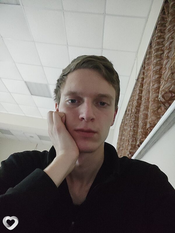 Илья, 22, Москве — анкета №915521