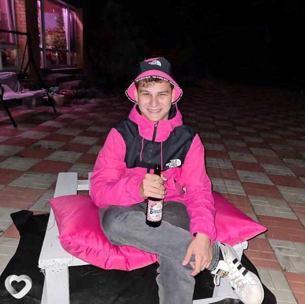 Андрей, 22, Саратове — анкета №915304