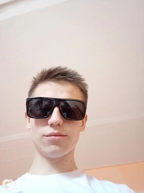 Виталий, 26, Армавире — анкета №915417