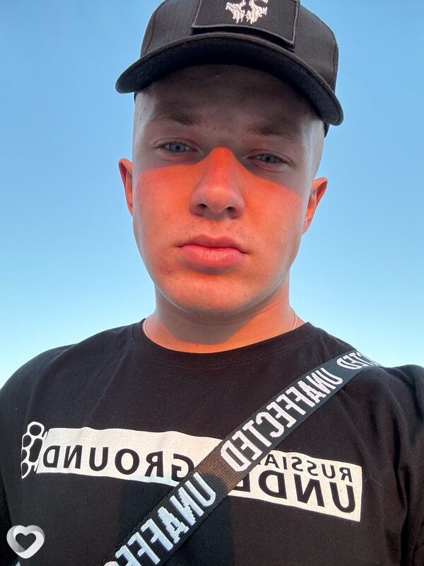 Иван, 21, Тюмени — анкета №915814