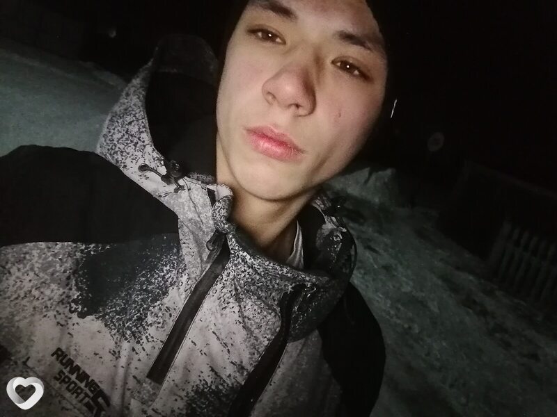 Богдан, 20, Минусинске — анкета №915816