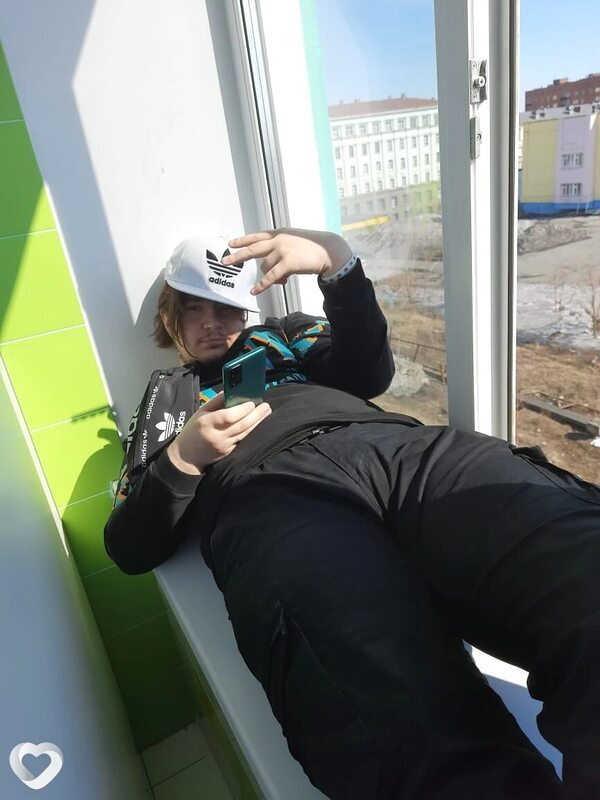 Стас, 22, Москве — анкета №915838