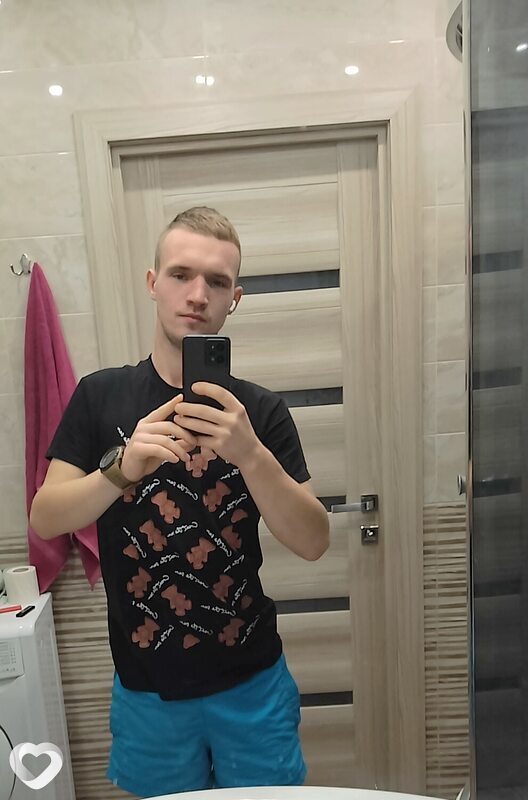 Александр, 22, Москве — анкета №916115