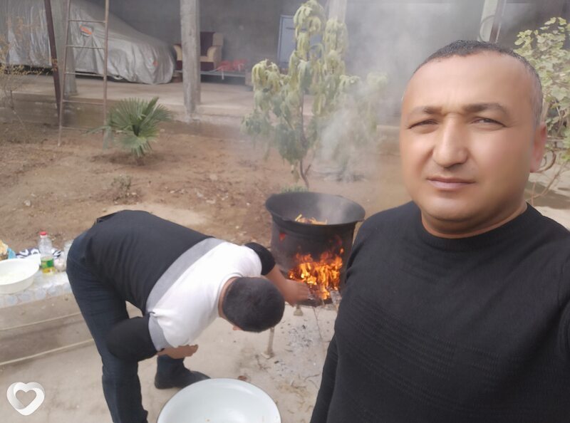 Хаммаси Олдинда, Бухара