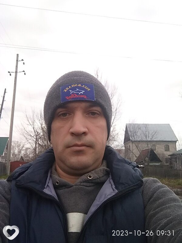 Артём, 38, Бийске — анкета №918730