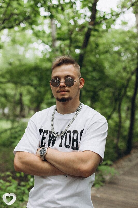 Виктор, 22, Москве — анкета №918636