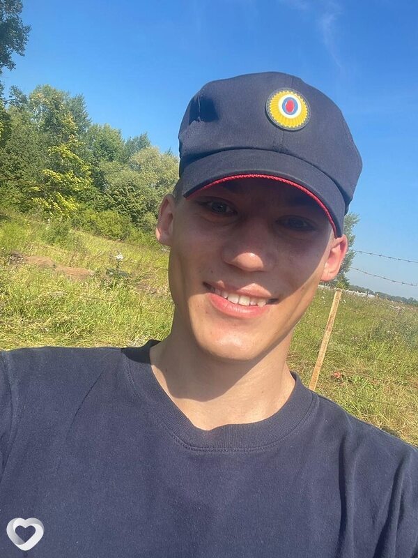 Дмитрий, 27, Оренбурге — анкета №919423