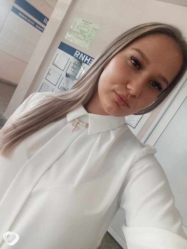 Анна, 21, Самаре — анкета №920475