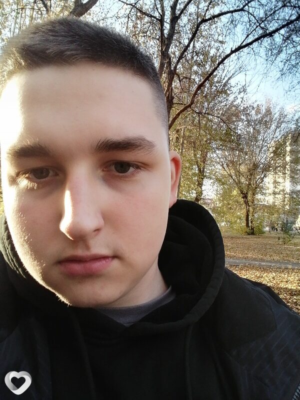 Максим, 20, Москве — анкета №920925