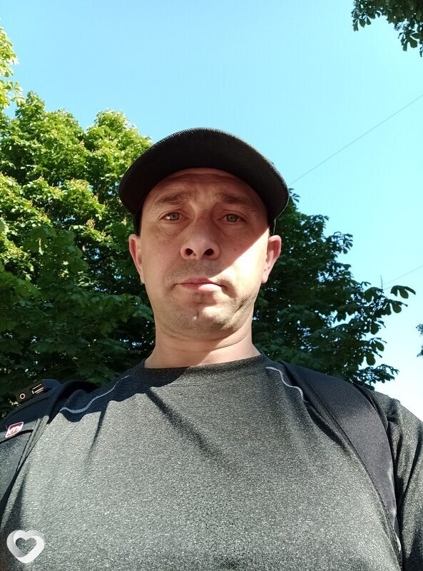Олег, 40, Гукове — анкета №921683